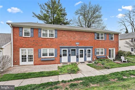 Yardley Commons .